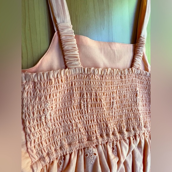 JAPNA - GIRL'S EYELET DRESS / Size 10 / Color  peach / Rouched back / - Picture 7 of 10